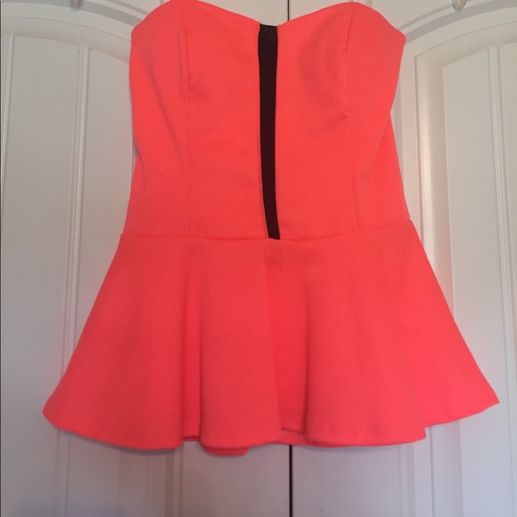 🌟2x Host Pick🌟Charlotte Russe Tube Top - Picture 2 of 4