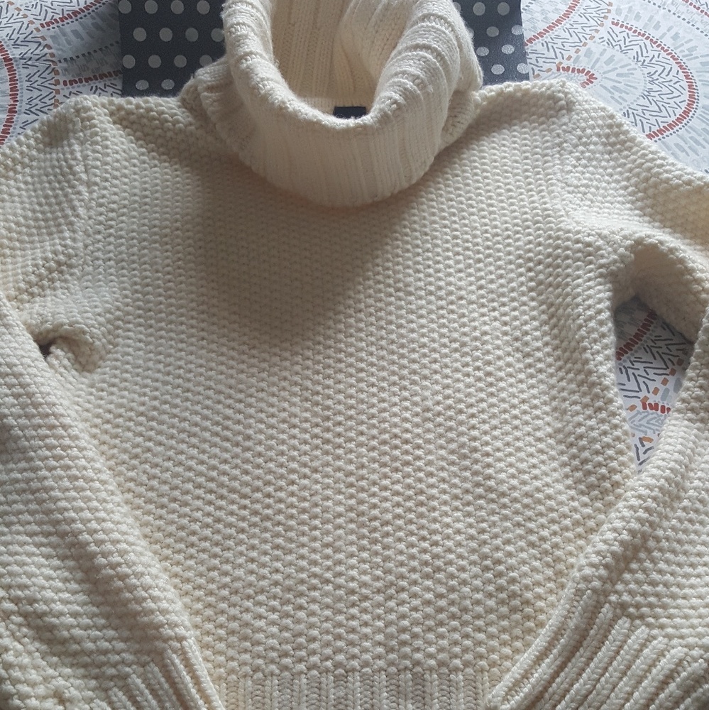 Sweater - Picture 2 of 3