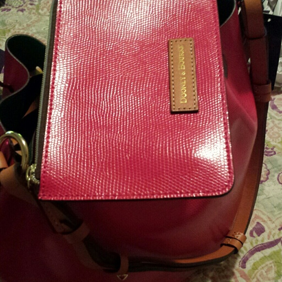 Dooney and bourke handbag - Picture 4 of 7