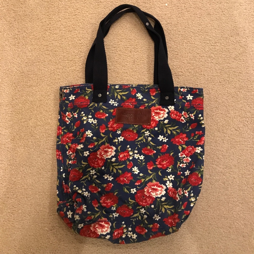Abercrombie & Fitch Floral Tote