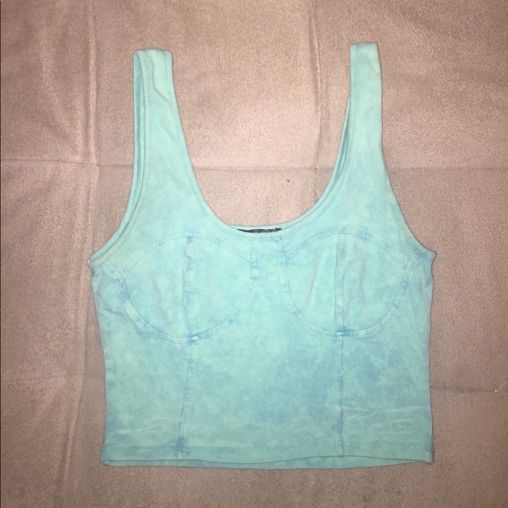 Atmosphere Crop Tank