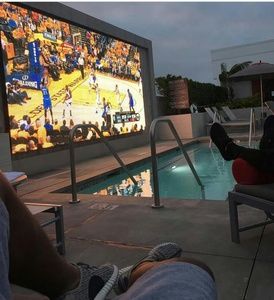 Meet your Posher, Deandre