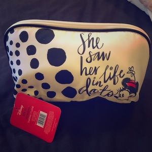 She Saw Her Life in Dots!