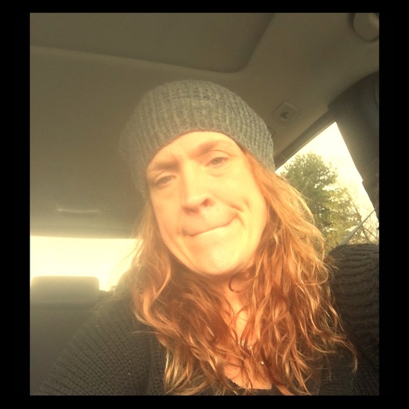 Meet your Posher, Sara - Picture 4 of 6