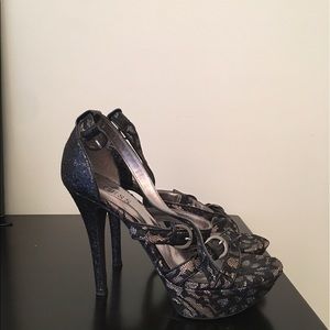 Guess laced heals