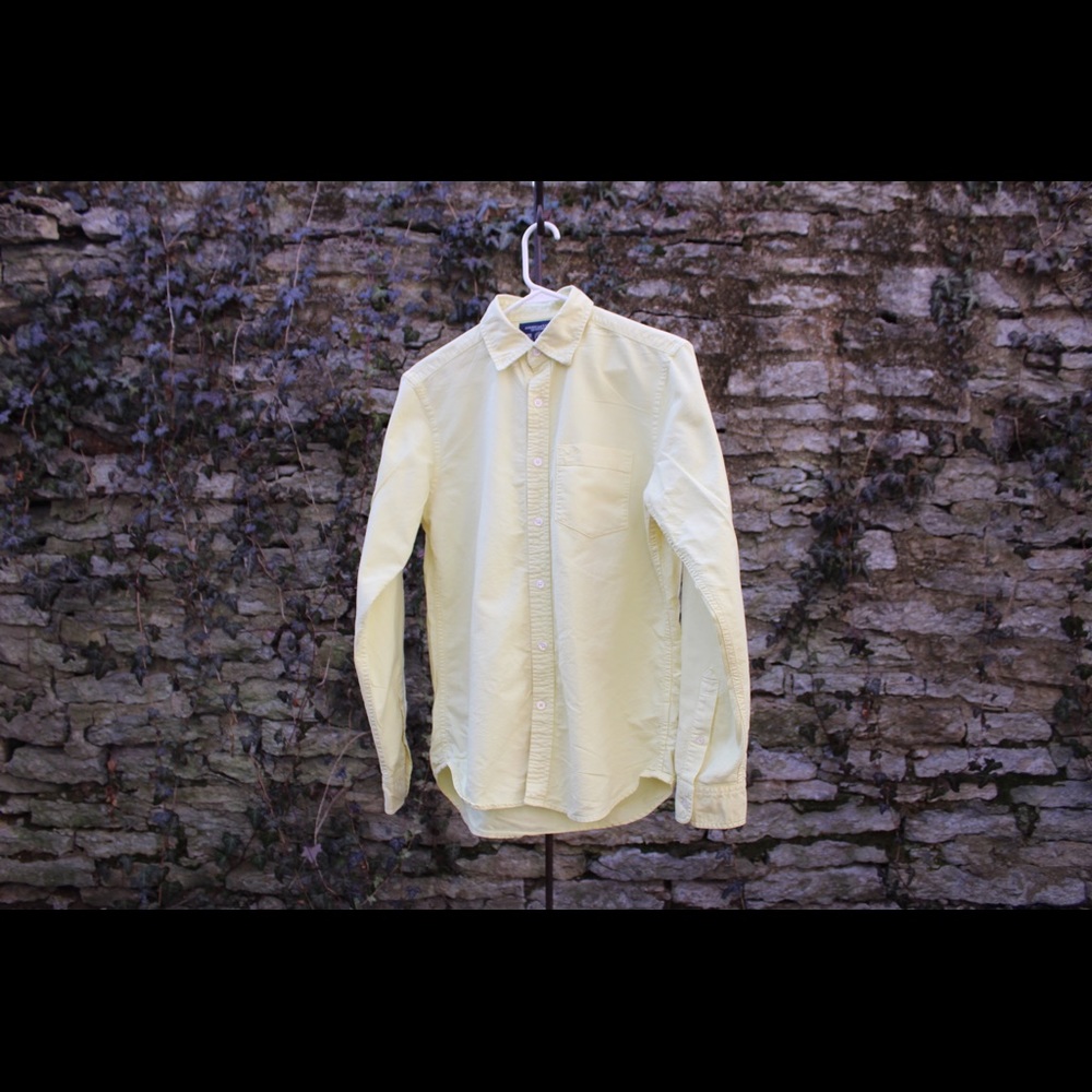 Yellow Banana Republic Button up