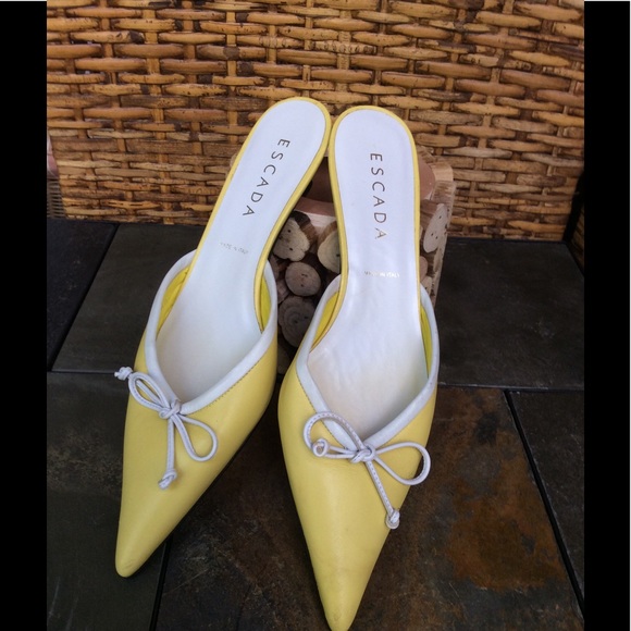 ESCADA Shoes - 🌺GORGEOUS ESCADA ITALIAN LEATHER SHOES WITH BOW