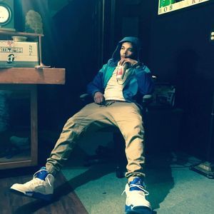 Meet your Posher, Warren