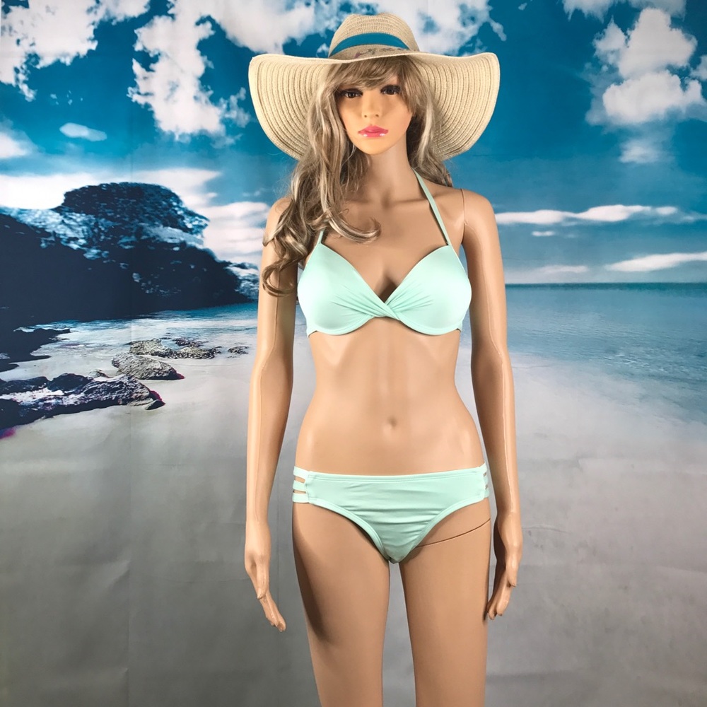 NWT! Mint Bikini