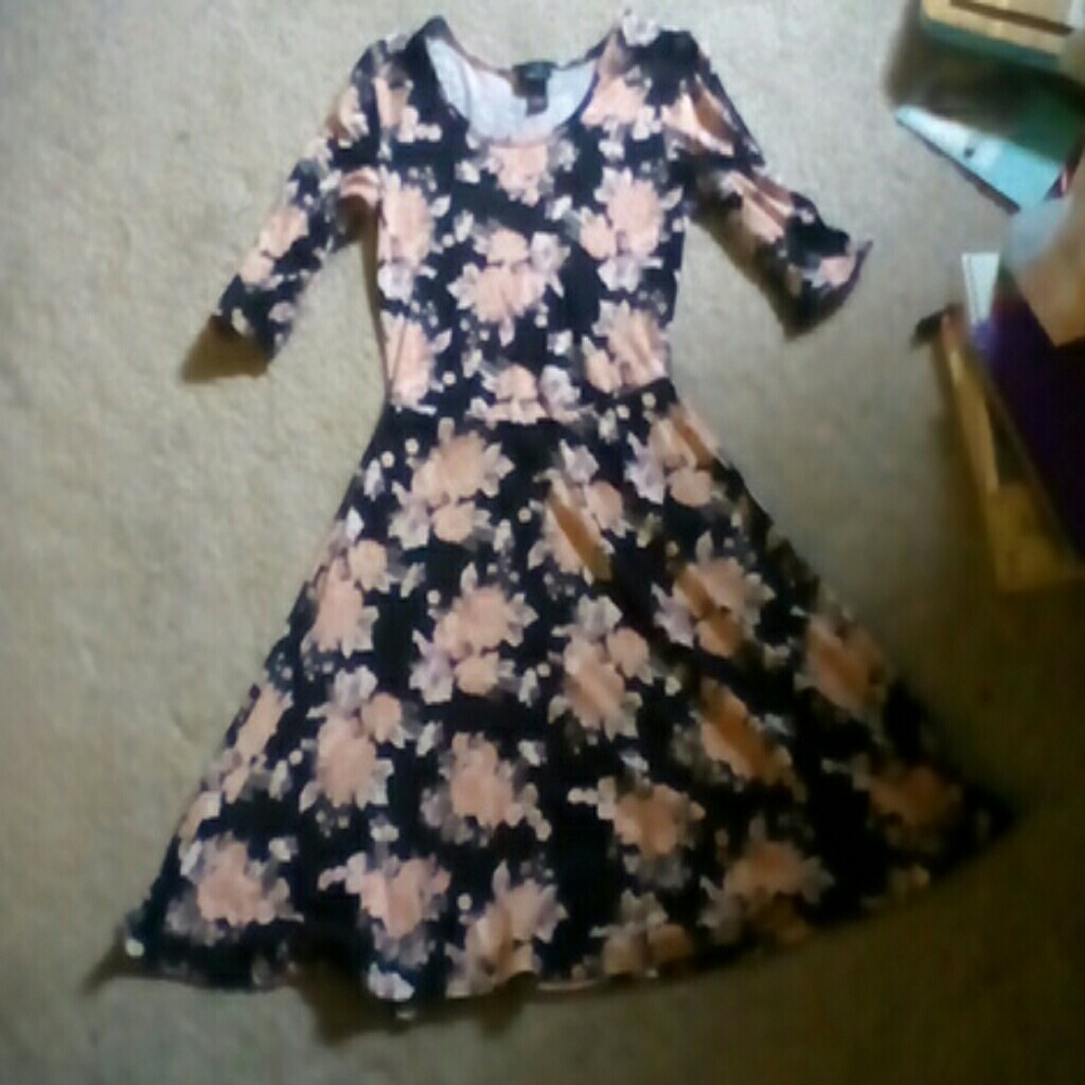 Fitted flow dress floral