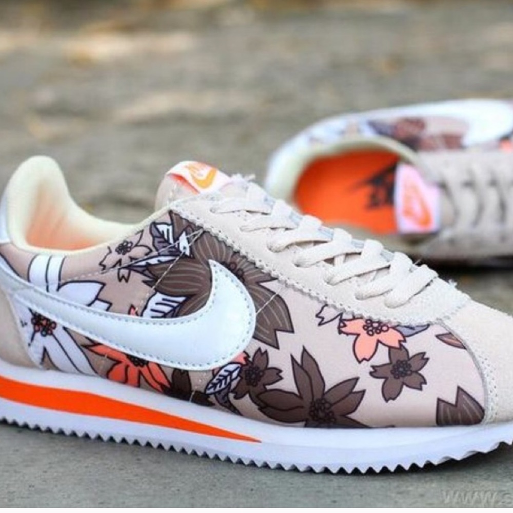 Classic Cortez Print Prem W, size 9,5 - Picture 2 of 8
