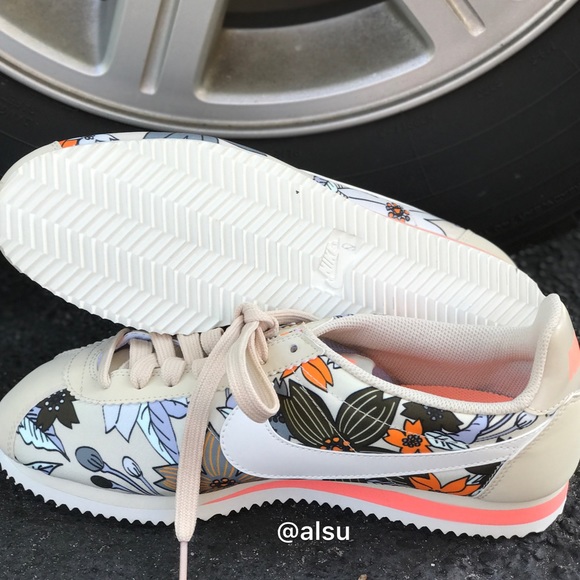 Classic Cortez Print Prem W, size 9,5 - Picture 5 of 8