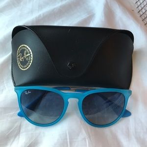 Round rim raybans