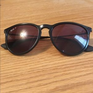 Polarized Ray-Ban Erika Black/Purple Sunglasses