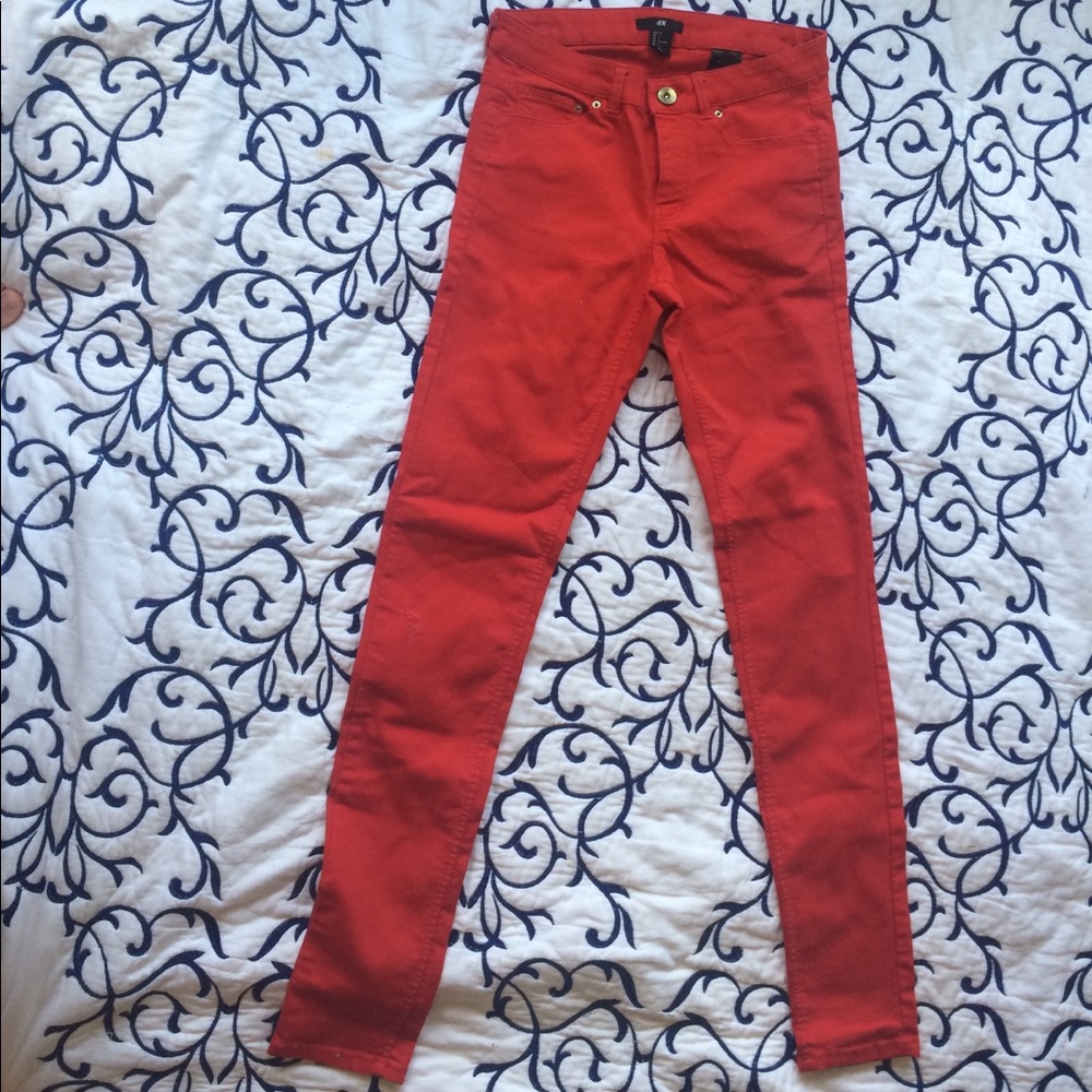 30% off bundles! H&M pants