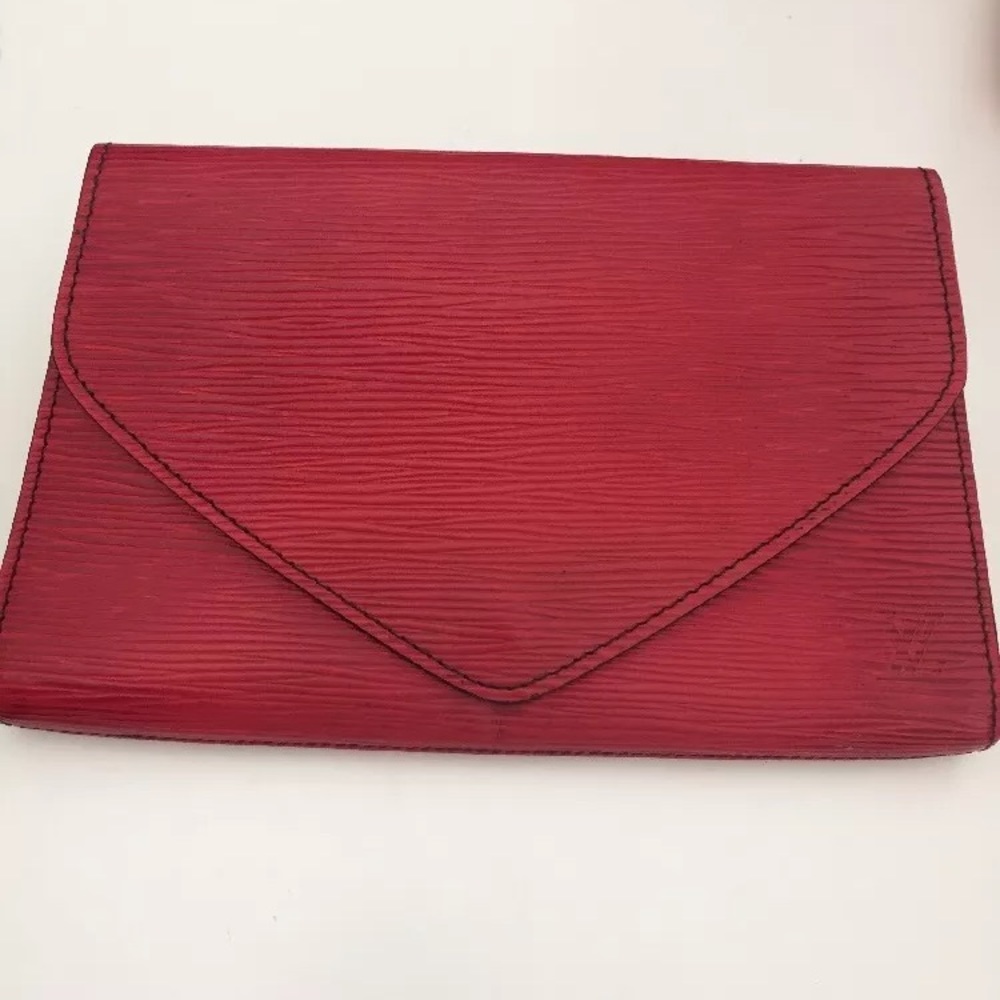 Louis Vuitton Vintage Red clutch