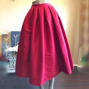 FINAL PRICE Pleated midi skirt nwt x-small red