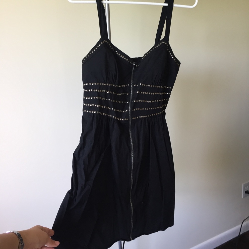 2b BEBE black size m dress