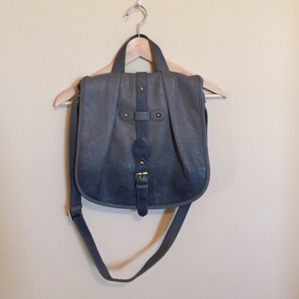 Blue ombré leather purse