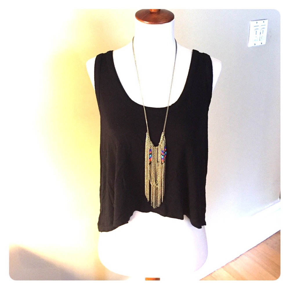 Gold tone necklace