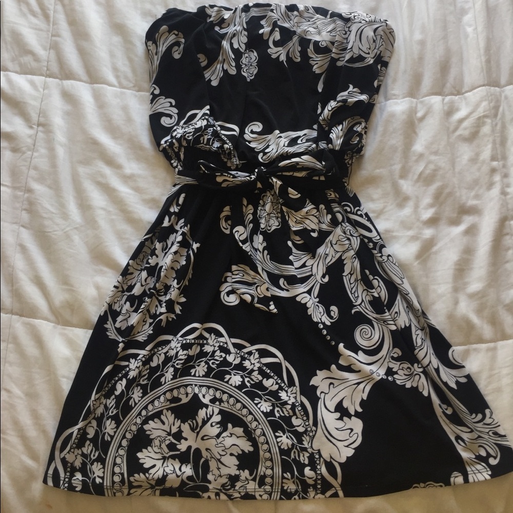 White House Black Market Strapless Dress SZ SM