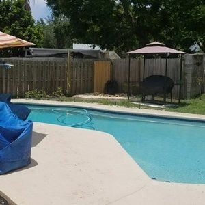 Meet your Posher, Ed