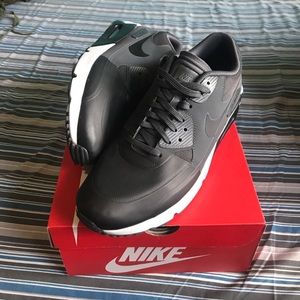 Like new Airmax 90 SE 2.0
