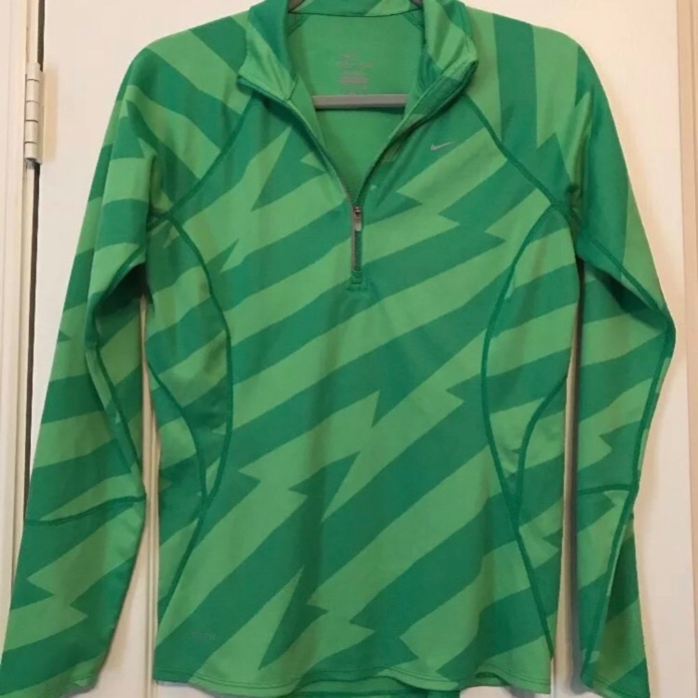 Nike dri-fit quarter zip pullover size small