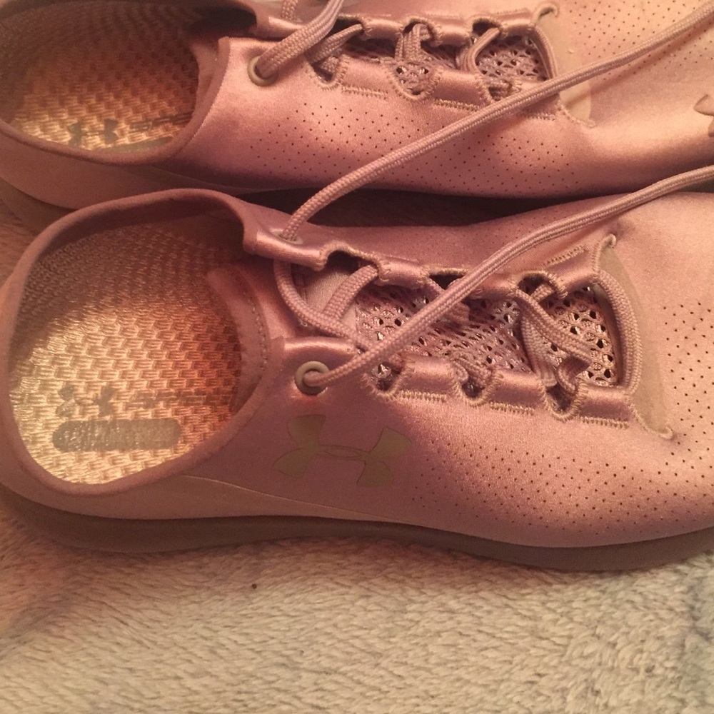 Women's under armour shoes