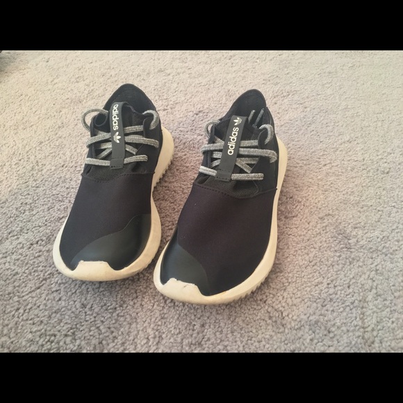 adidas Shoes - Unisex Adidas Tubular