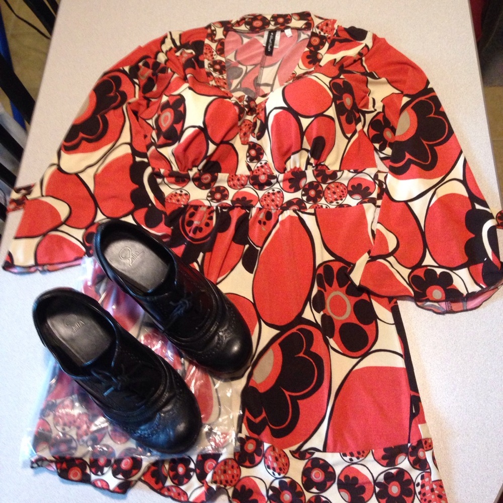 HEART SOUL Funky Shirt - Size M
