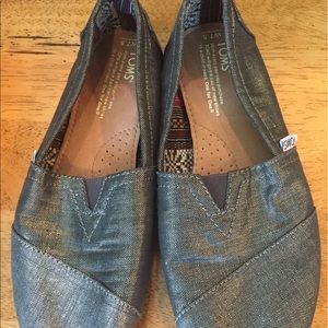 Women's Gray TOMS.  Size 7.5. EUC