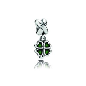 PANDORA dangling 4 leaf clover charm