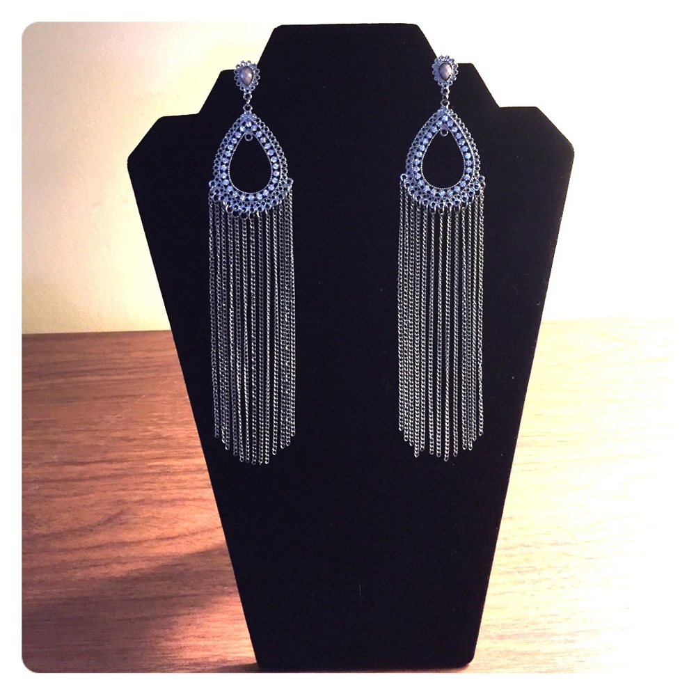 Chandelier earrings