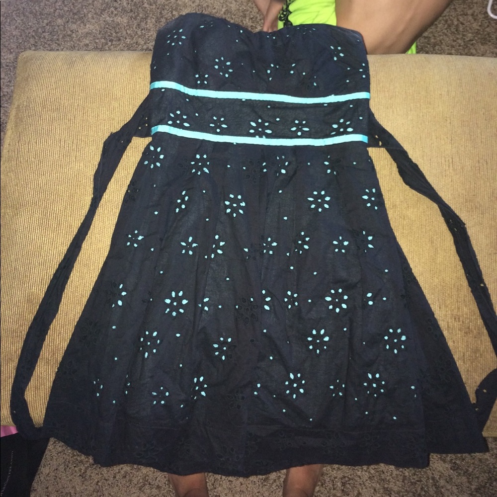 Strapless dress