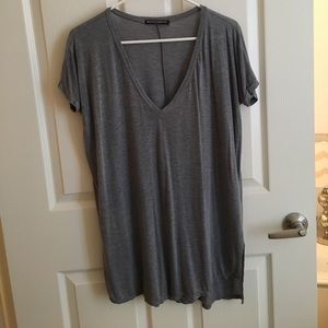 Brandy Melville high-low gray tee