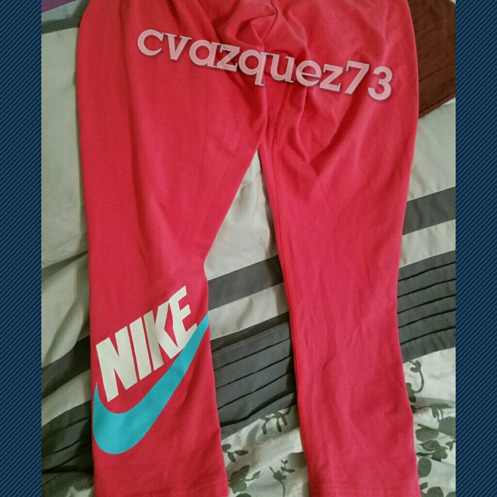 NIKE Exercise Pants