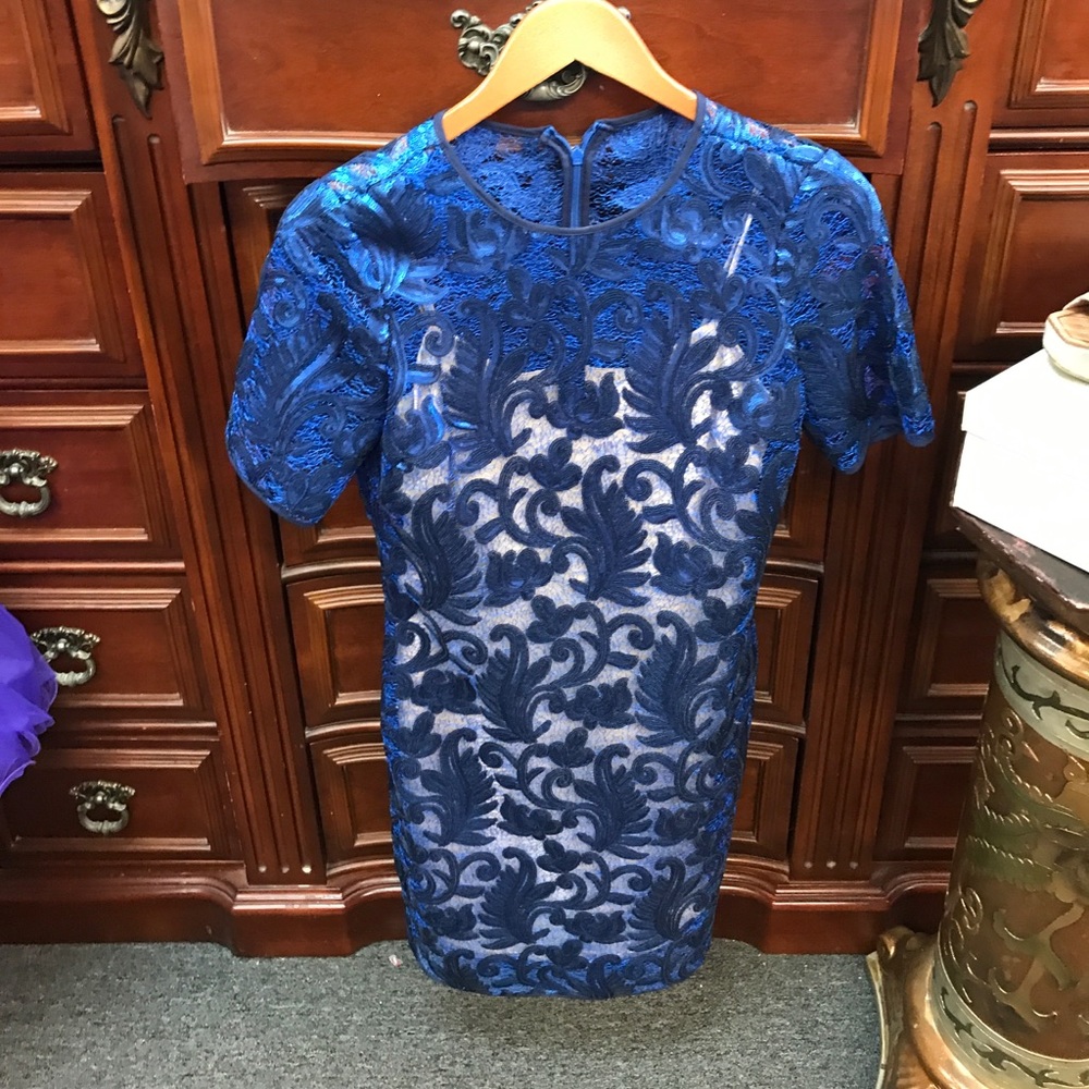 Belle badgley mischka