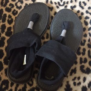 Black Sanuk Sandals