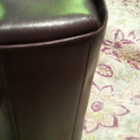 Handbag - Picture 3 of 6