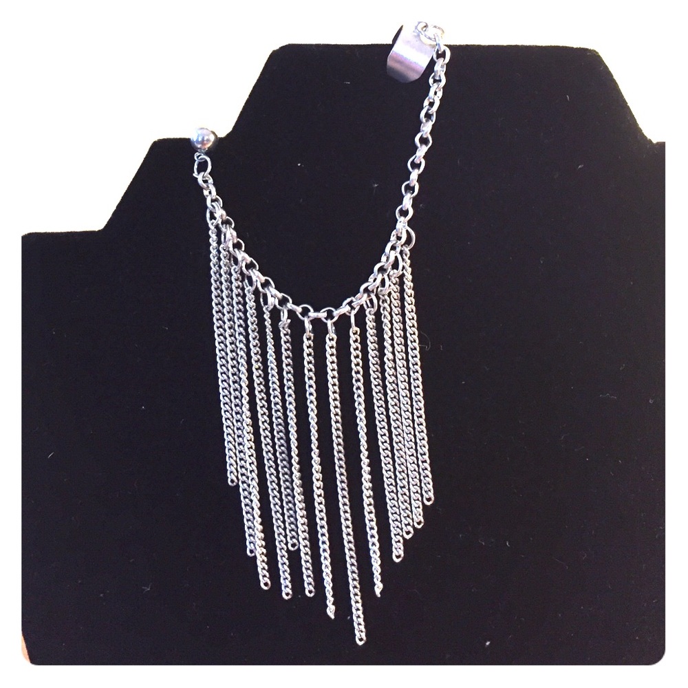 Ear cuff
