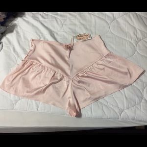 Bettie Page tap pants french knickers in peach