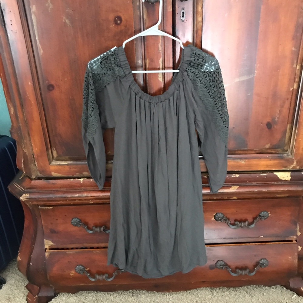 Off the Shoulder Green Dress