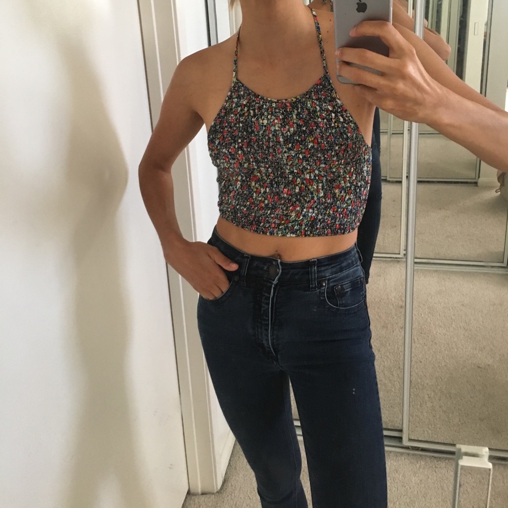 Floral halter cropped tank with tie back