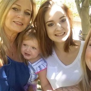 Meet your Posher, Nita