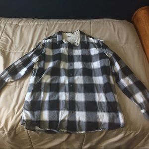Men's Mossimo Long Sleeve button-up shirt