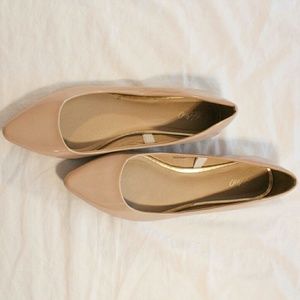 Nude flats