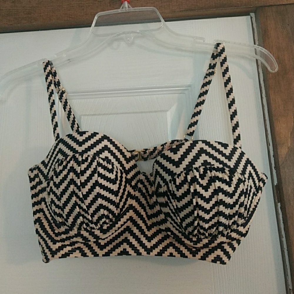 Push up bikini top
