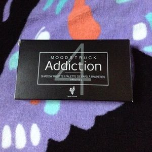 Moodstruck Addiction Shadow Palette