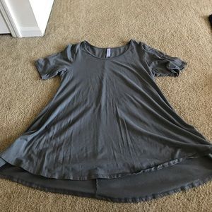 Lularoe Gray Perfect T